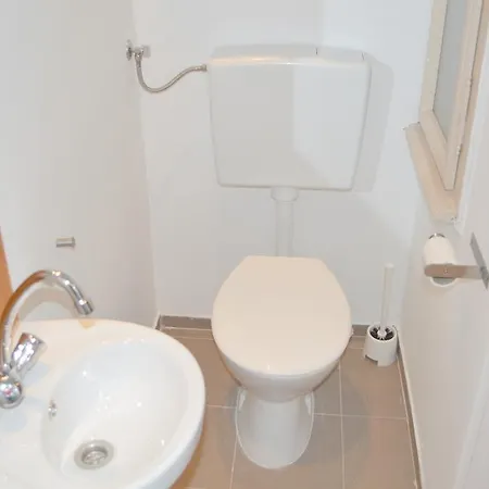 Πανσιόν Synagogue Central 3*