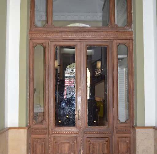 Гостевой дом Synagogue Central